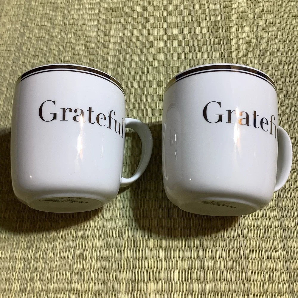 Williams Sonoma Open Kitchen Set of Two White and Gold Grateful Mugs